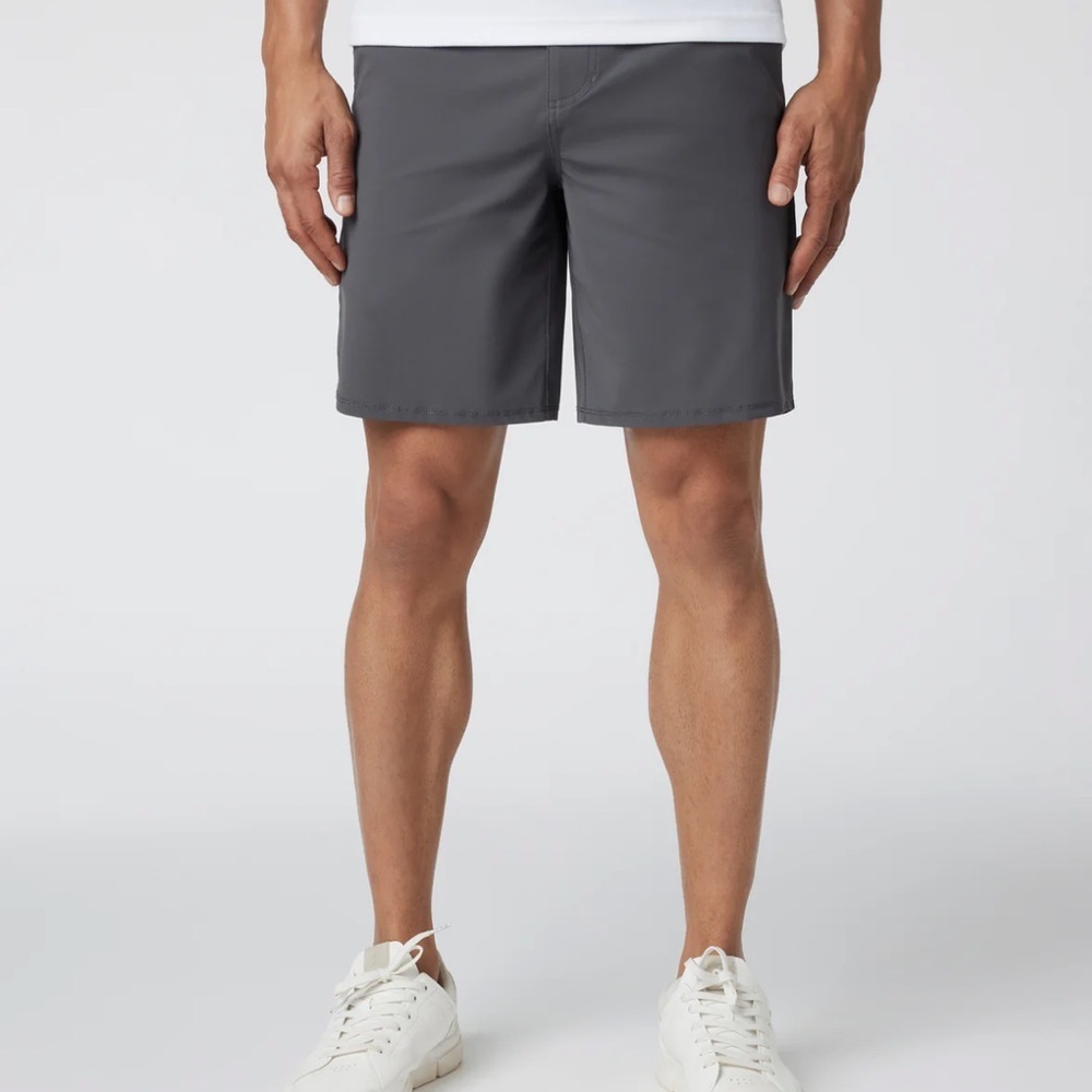 Vuori “Meta” Shorts 8" Inseam In Charcoal Size 36 Excellent Condition! - Picture 2 of 11